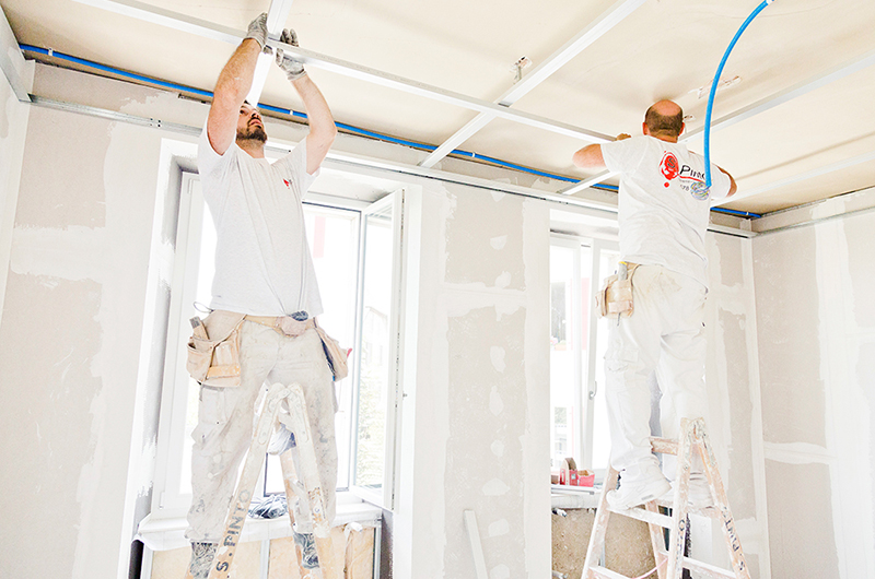 L'équipe de la plâtrerie